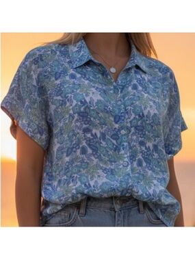 Lucky Brand Women's Blue Floral Button-Up Short Sleeve Collared Shirt